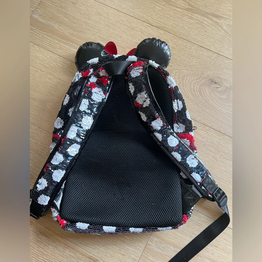 Disney Parks Minnie Mouse Ears & Bow Sequin Polka Dot Color Change Backpack Bag